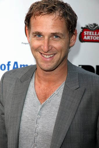 Times Square Gossip: THE MERCHA...